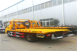 邱县附近拖车救援搭电